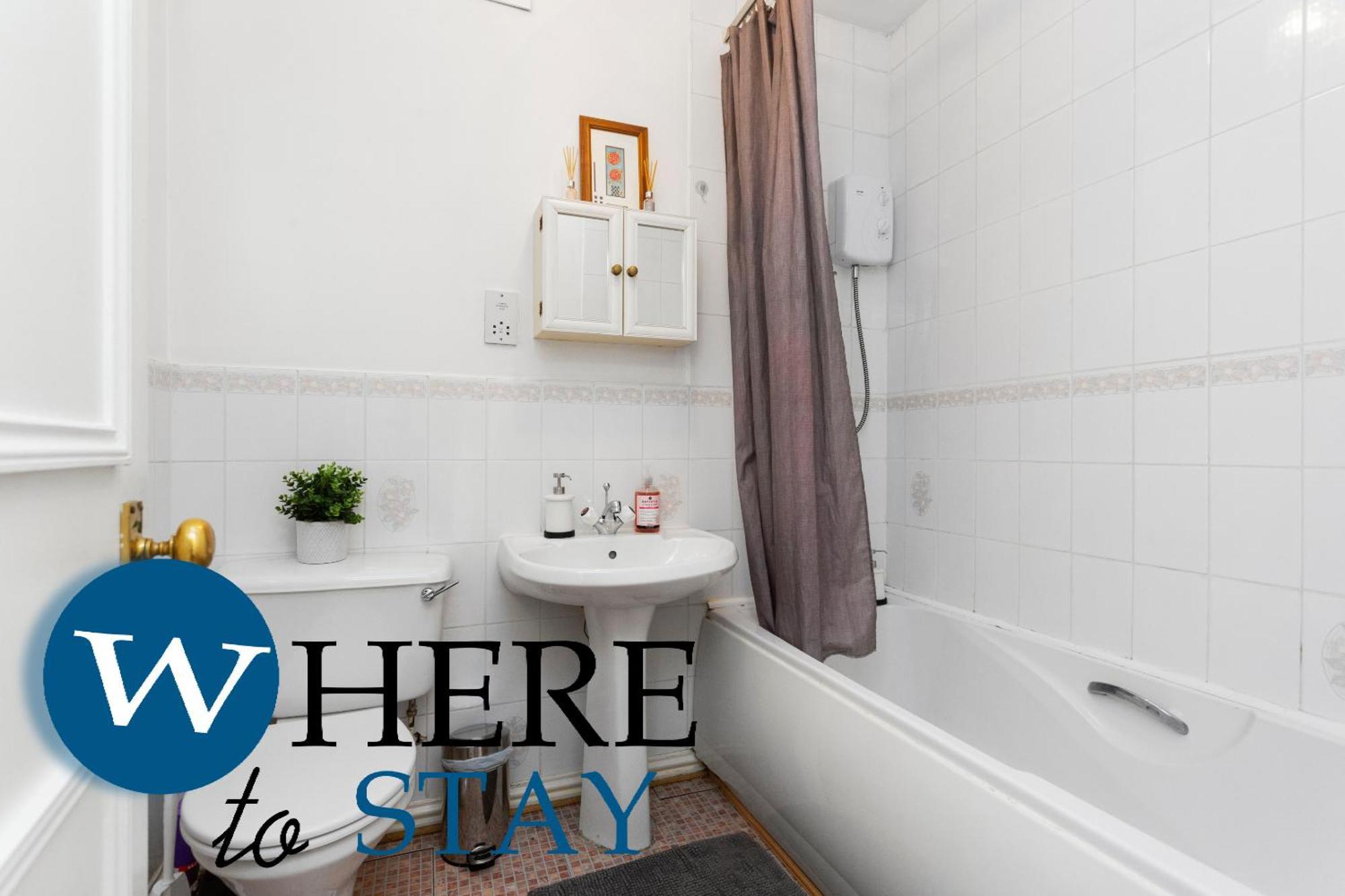 Bright 1 Bedroom Apartment-Private Parking Glasgow Extérieur photo